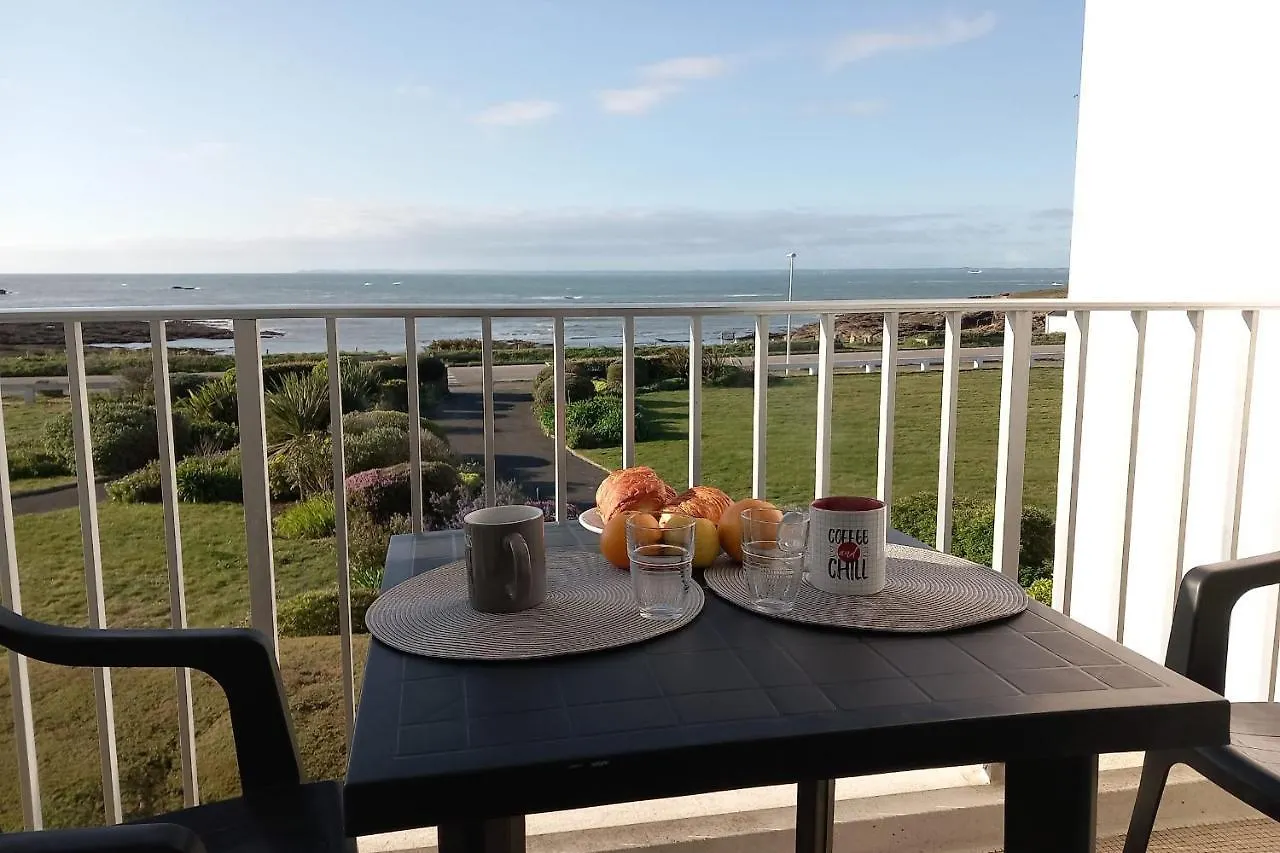 Apartment Grand Studio Vue Mer Dans Residence Des 3 Iles Pres De La Thalasso Quiberon